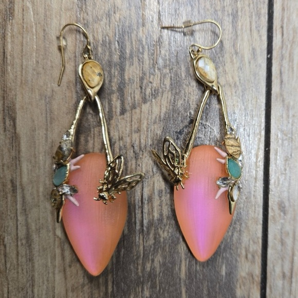 Alexis Bittar Pink / Peachy in Gold SettingLucite Bee Jeweled Drop Earrings.